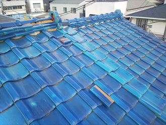 千葉市中央区亀井町で棟が崩れています