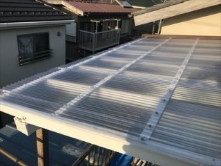 波板張替工事完了