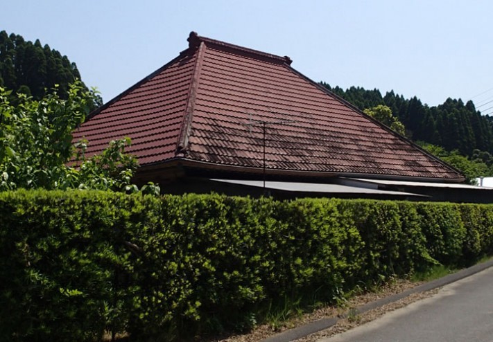 古民家の大屋根