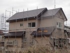 太陽熱温水器を撤去、スーパーガルテクトで屋根カバー工法を行った屋根