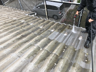 波型スレート高圧洗浄