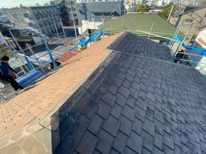 既存棟板金と貫板の撤去