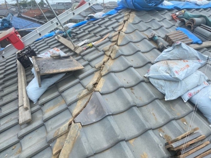 既存棟の解体と撤去