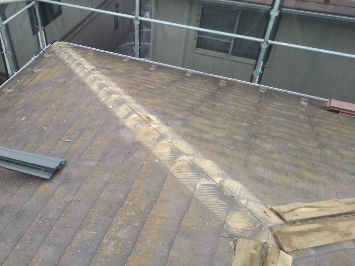 既存棟板金と貫板の撤去