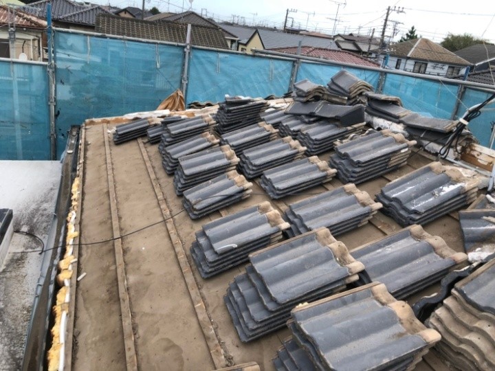 既存瓦の撤去