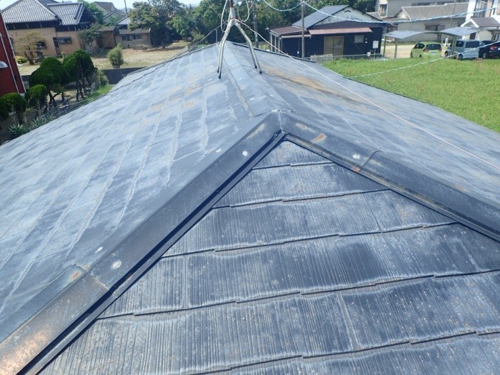 棟板金と屋根全体の劣化