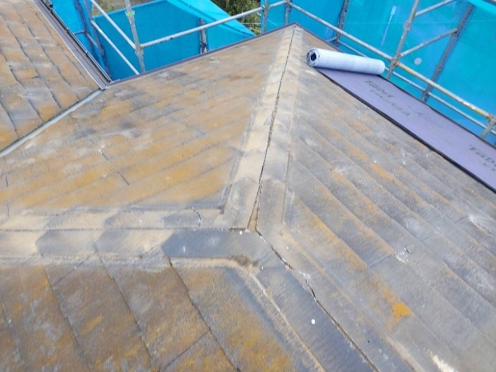 既存屋根の撤去と下準備