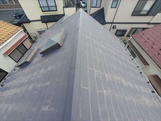 八千代市上高野にてスレートが割れてしまった屋根調査、屋根カバー工事のご提案