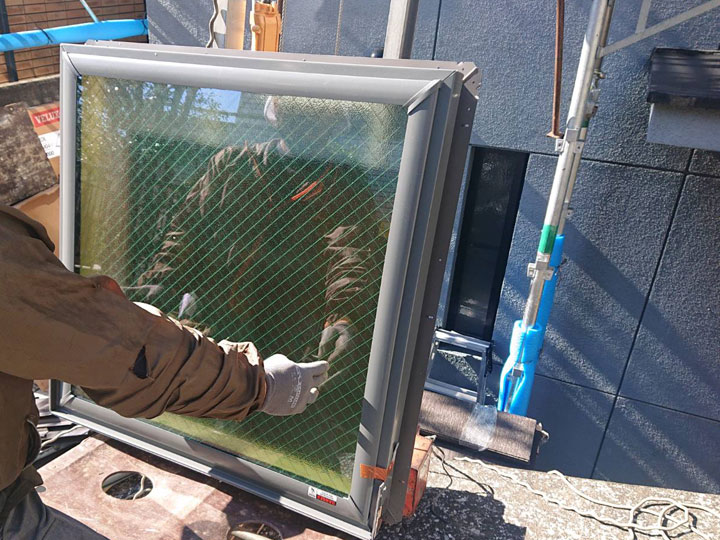 天窓修理はどれくらいかかる？症状別に費用相場をわかりやすく解説