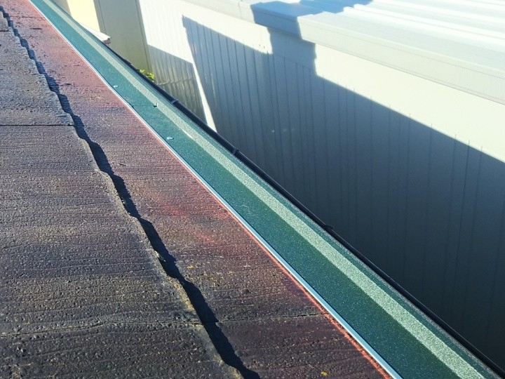 軒先水切りの設置