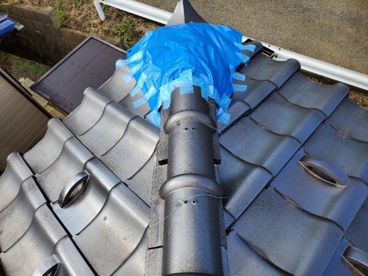 隅棟のブルーシート養生