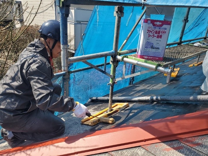 下塗り・ファイン浸透シーラー塗布