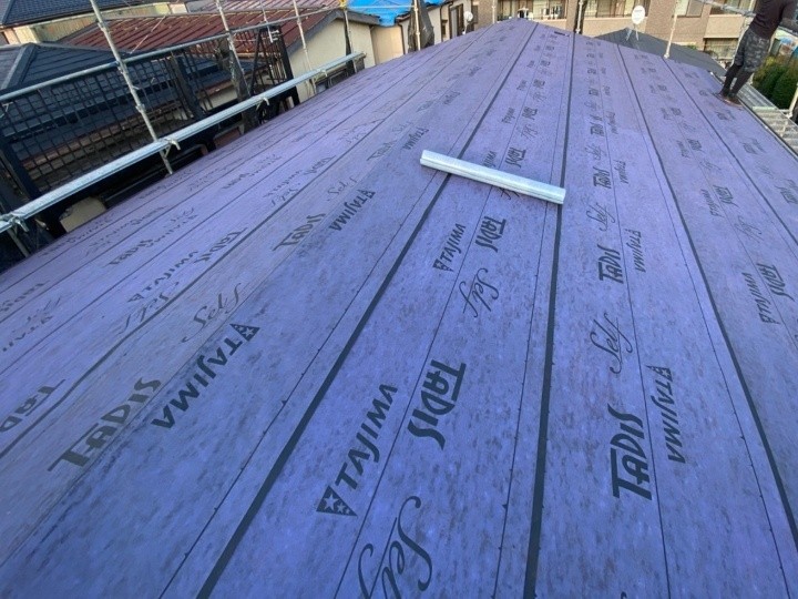 ルーフィングの敷設