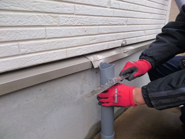 地中排水管の切断と整形