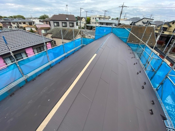 スーパーガルテクトフッ素本体の施工