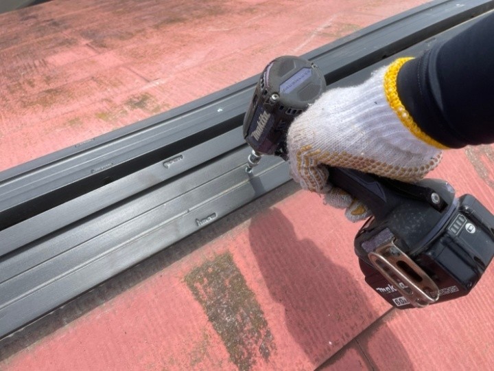 タフモックのビス固定