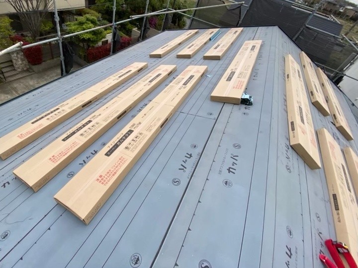 防水紙（ルーフィング）の敷設