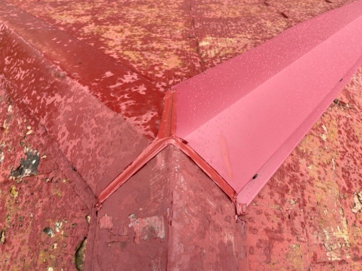 雨仕舞いのコーキング処理と仕上げ