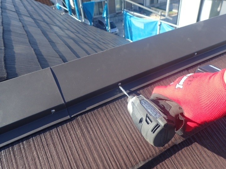 ビス固定と仕上げ前の調整