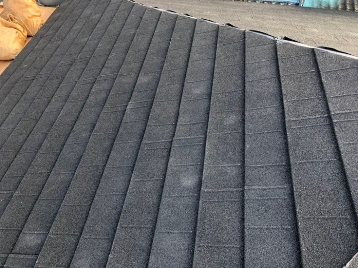 屋根材ディプロマットの施工