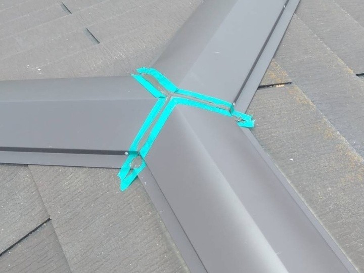 ビス固定と接合部の仕上げ