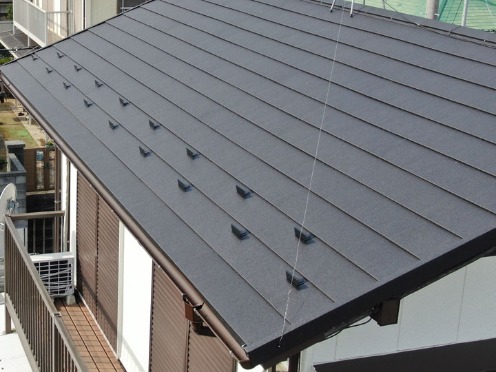 リフォーム後のスーパーガルテクト屋根