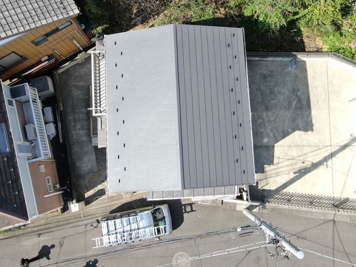 ドローンを活用した屋根の状態確認