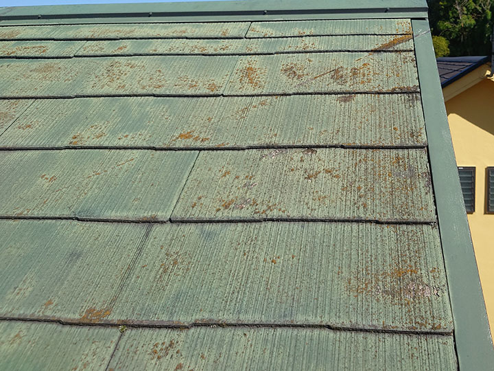 アスベスト含有のコロニアル