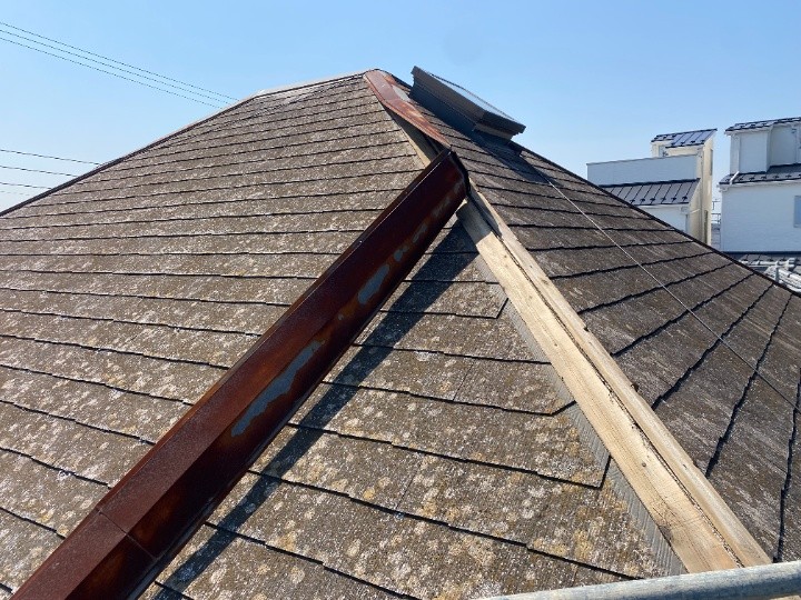 飛散した棟板金