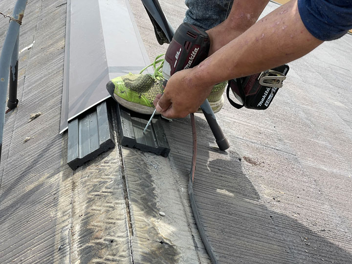 棟板金交換工事