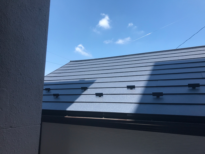 熱の影響を受けやすい屋根