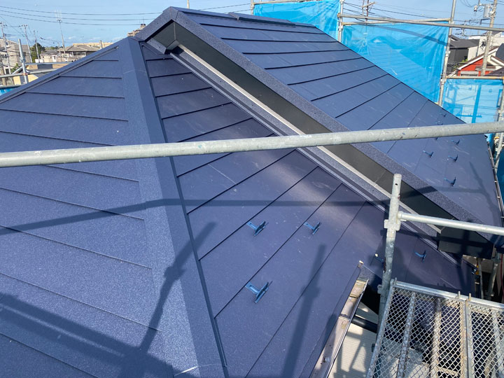 金属屋根はリフォームでも扱いやすい
