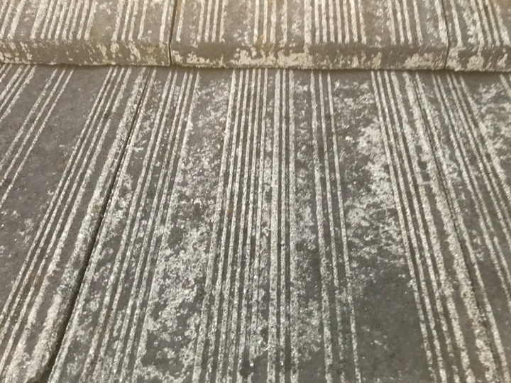 入手が難しいモニエル瓦