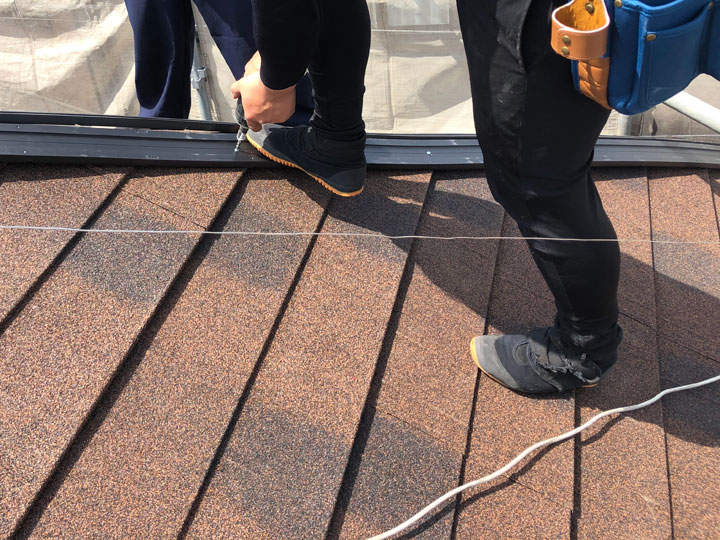 ジンカリウム鋼板屋根の特徴的なデザイン