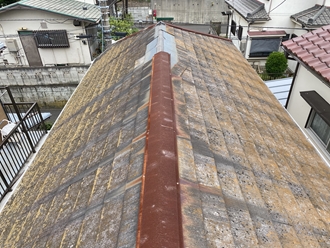 船橋市三山で棟板金が飛散｜雨漏りを未然に防ぐ為に棟板金交換工事をご提案