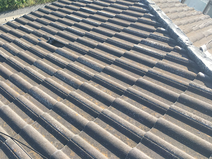 屋根材が生産終了に？廃盤になった瓦の種類と後悔しないメンテナンス