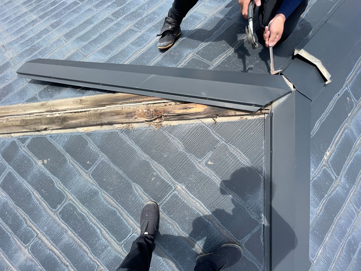 適切な棟板金工事を受けましょう