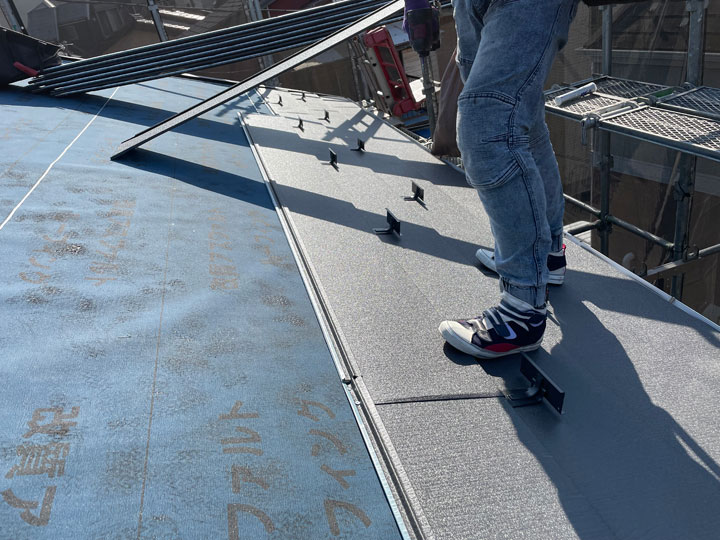 スーパーガルテクトによる施工