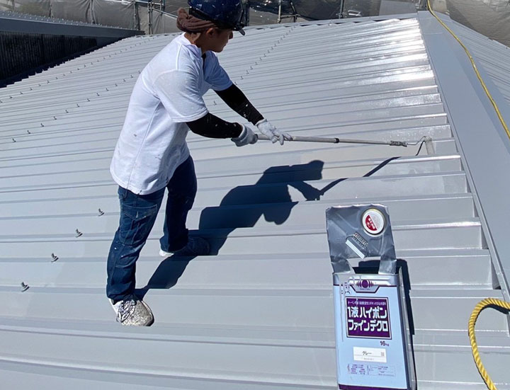 屋根塗装による錆対策