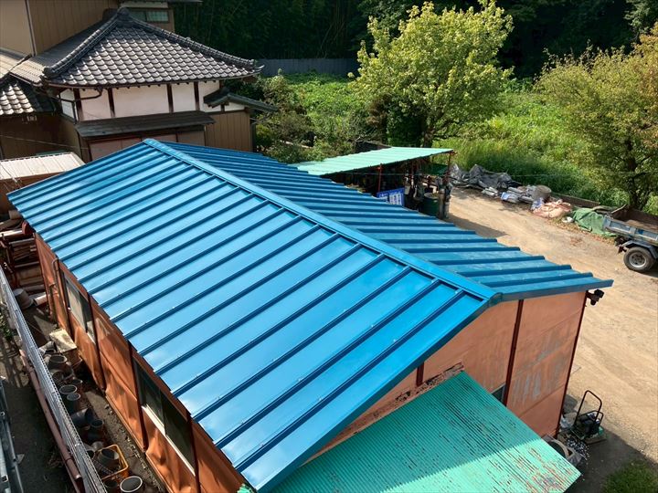 瓦棒屋根カバー工事の完了