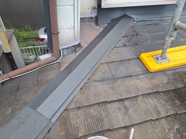 胸板金の部分交換で雨漏りを解消