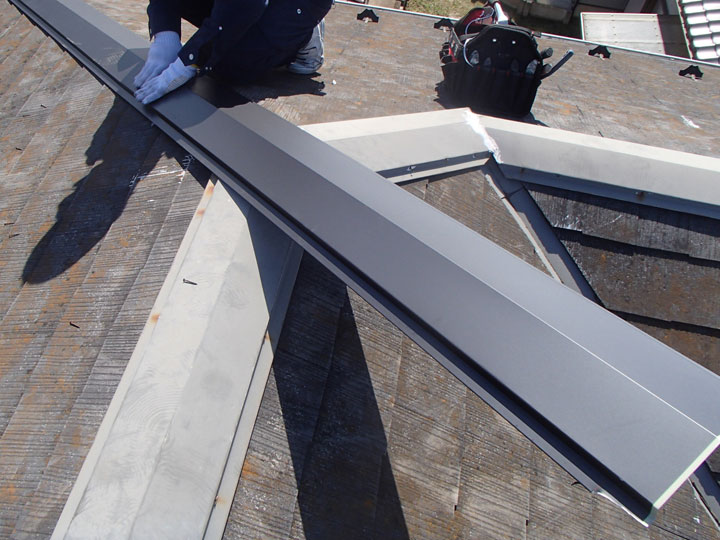 棟板金の交換工事