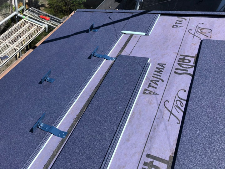 ガルバリウム鋼板