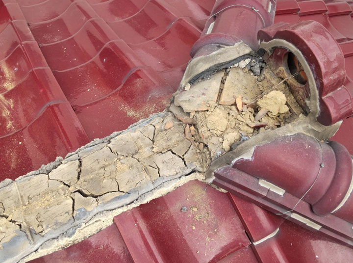 棟瓦取り直し工事