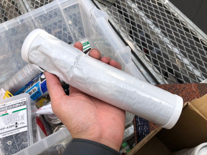 使用する接着剤