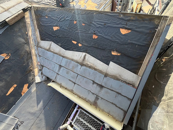 アスベスト入りスレートは危険？見分け方と正しい対処方法を解説