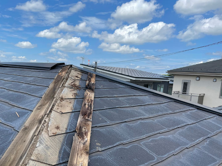 台風による屋根の破損はどう対処する？修復の流れと火災保険適用のポイント