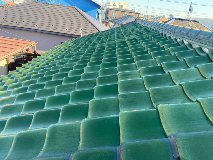 塗装が不要な釉薬瓦