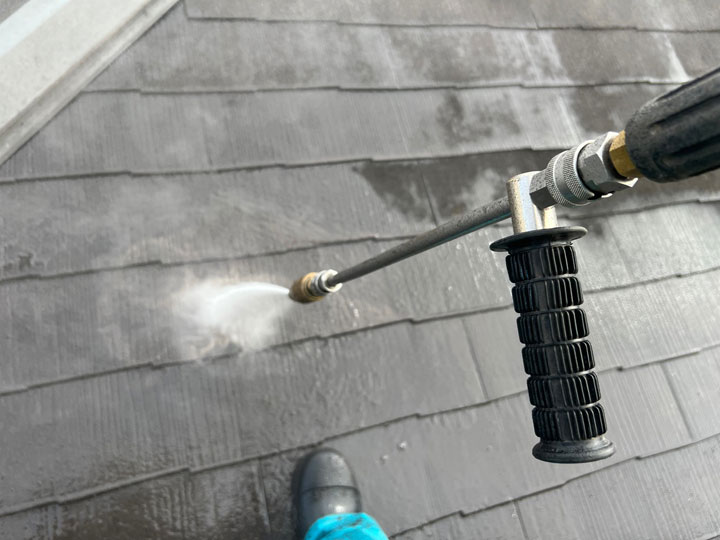 必須工程の高圧洗浄