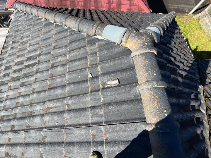 セメント瓦屋根